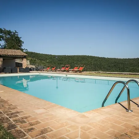 Alloggio per agriturismo Fibbino - Di Campagna Piegaro (Umbria)